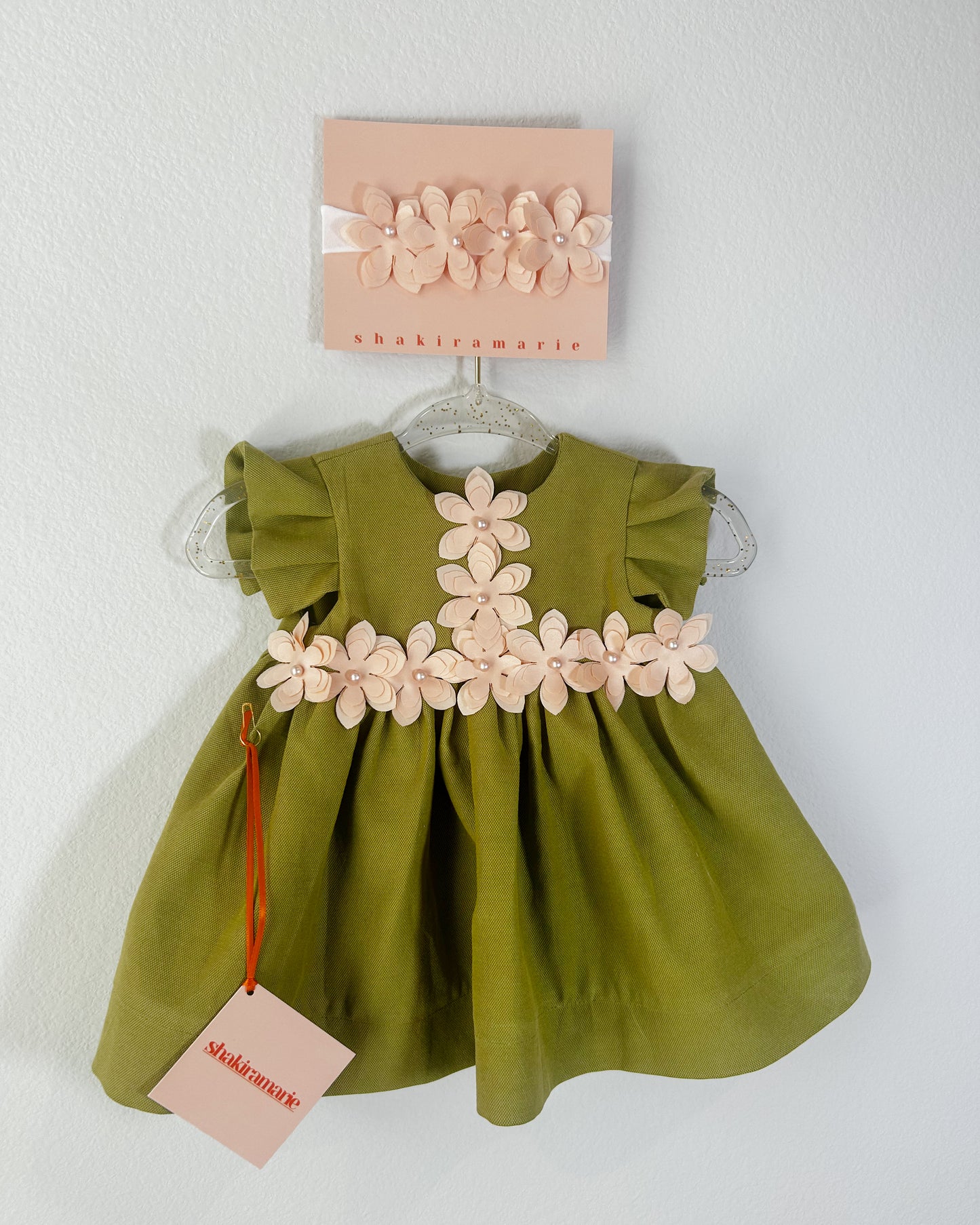 OLIVE NEWBORN DRESS